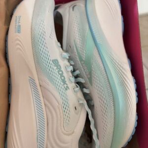 Brand new Brooks